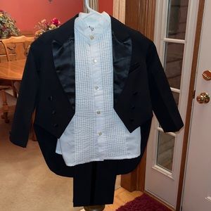 Kids suit with pants